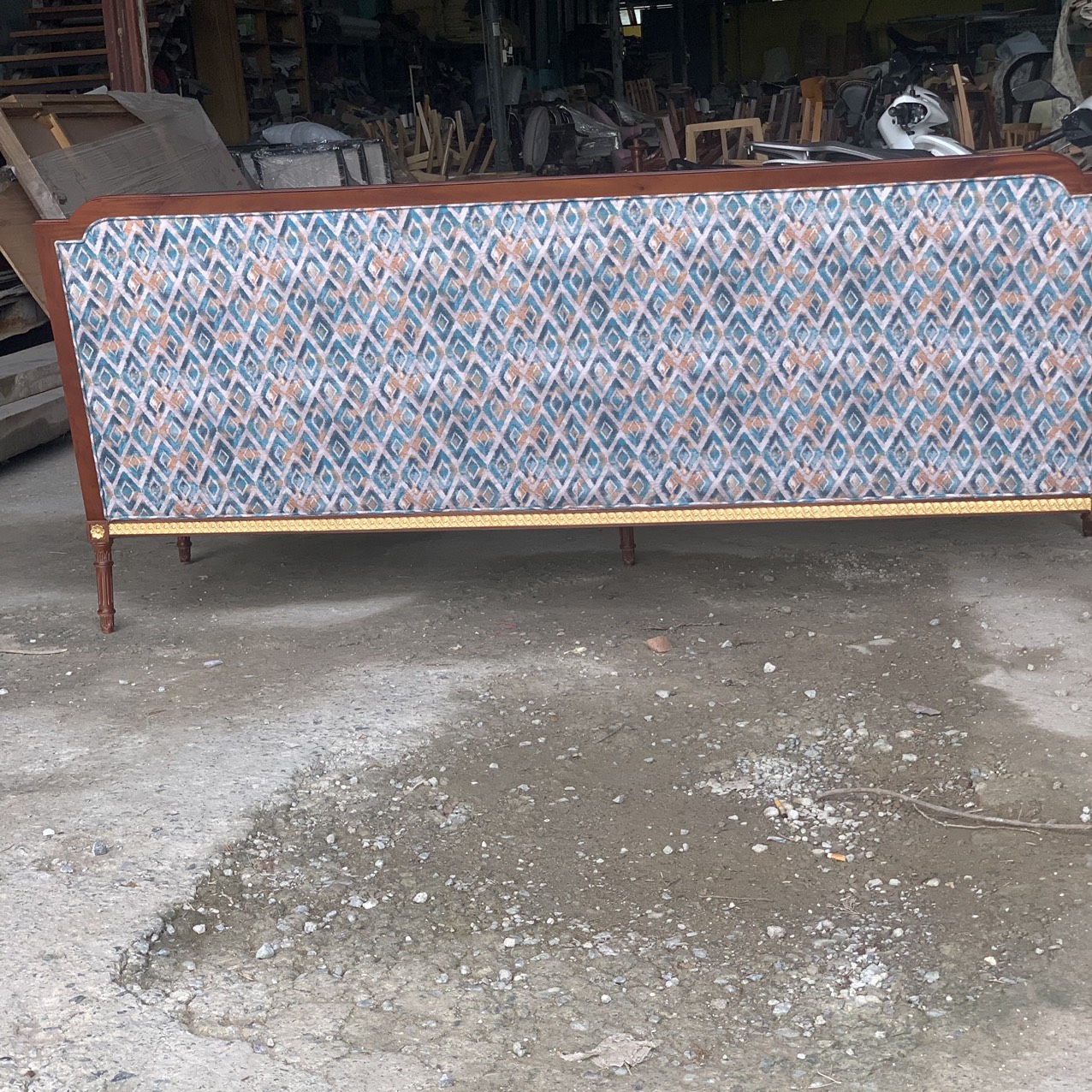 SOFA KATI LOUIS XVI BỌC NỆM