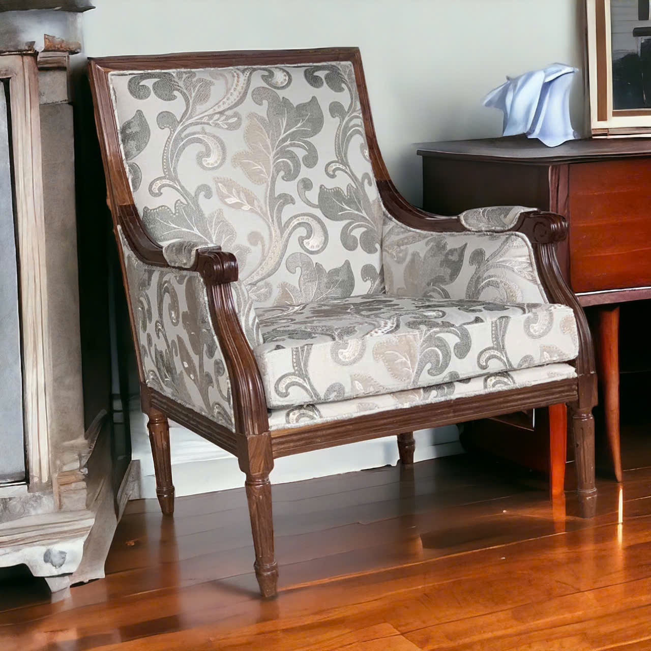 SOFA ĐƠN LOUIS XVI GỖ WALNUT ( GỖ ÓC CHÓ)