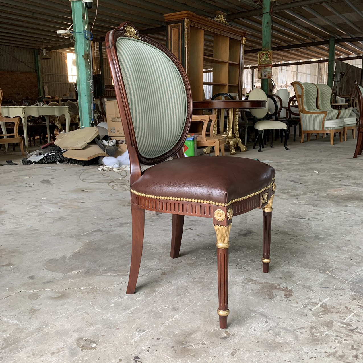 ghe-louis-king-chair