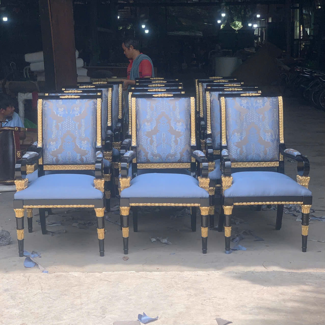 GHẾ ĂN CỔ ĐIỂN WELLINGTON CÓ TAY