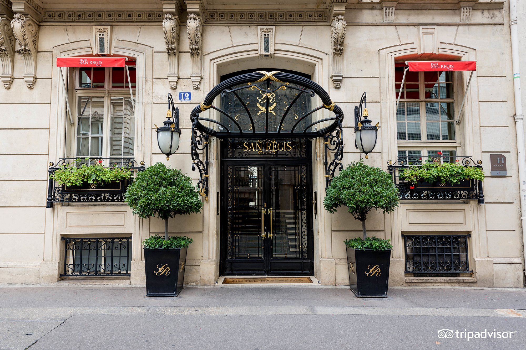 Khách sạn San Régis: Nét Duyên Thầm Của Một Dinh Thự Paris Cổ