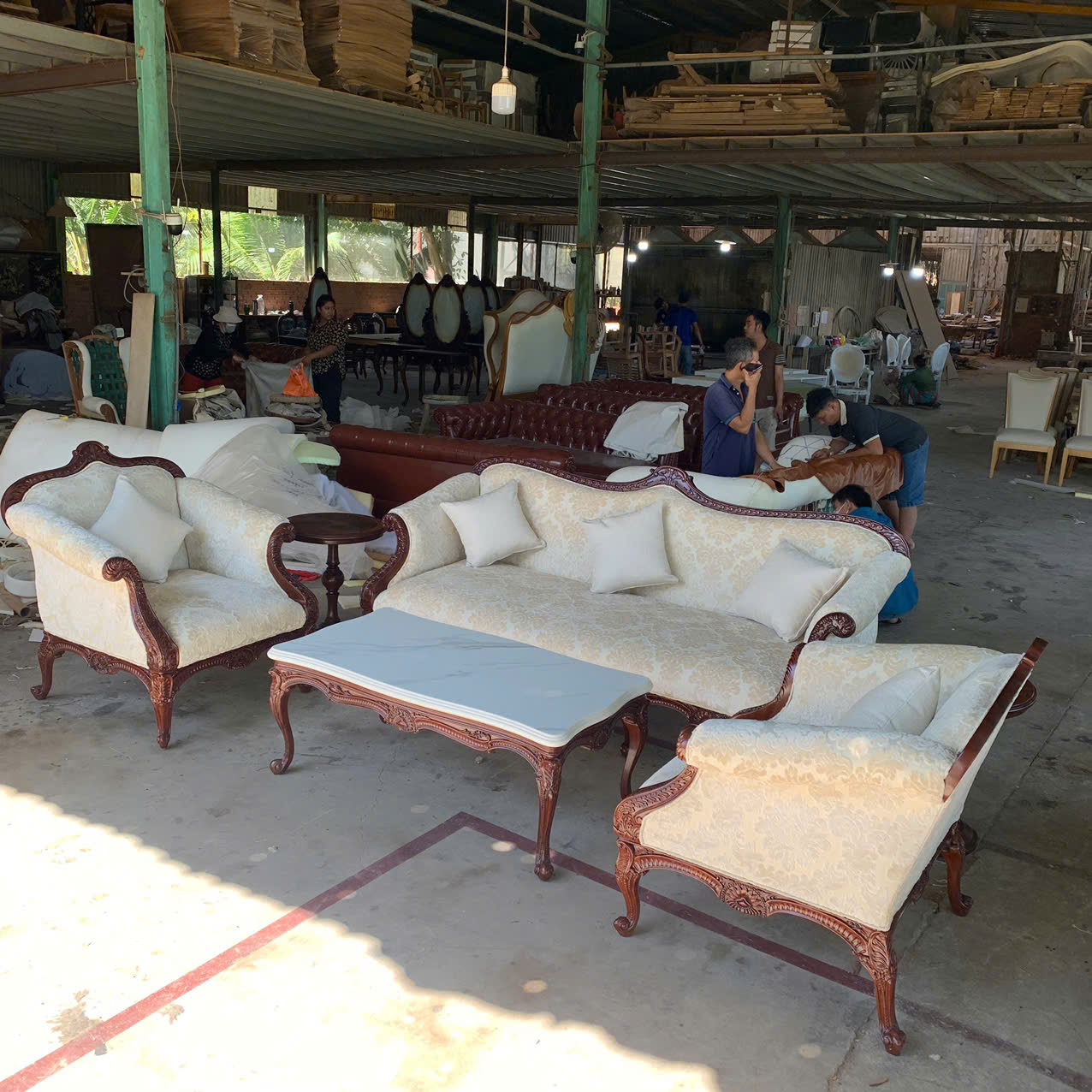bộ sofa chân quỳ Althorp Louis 15