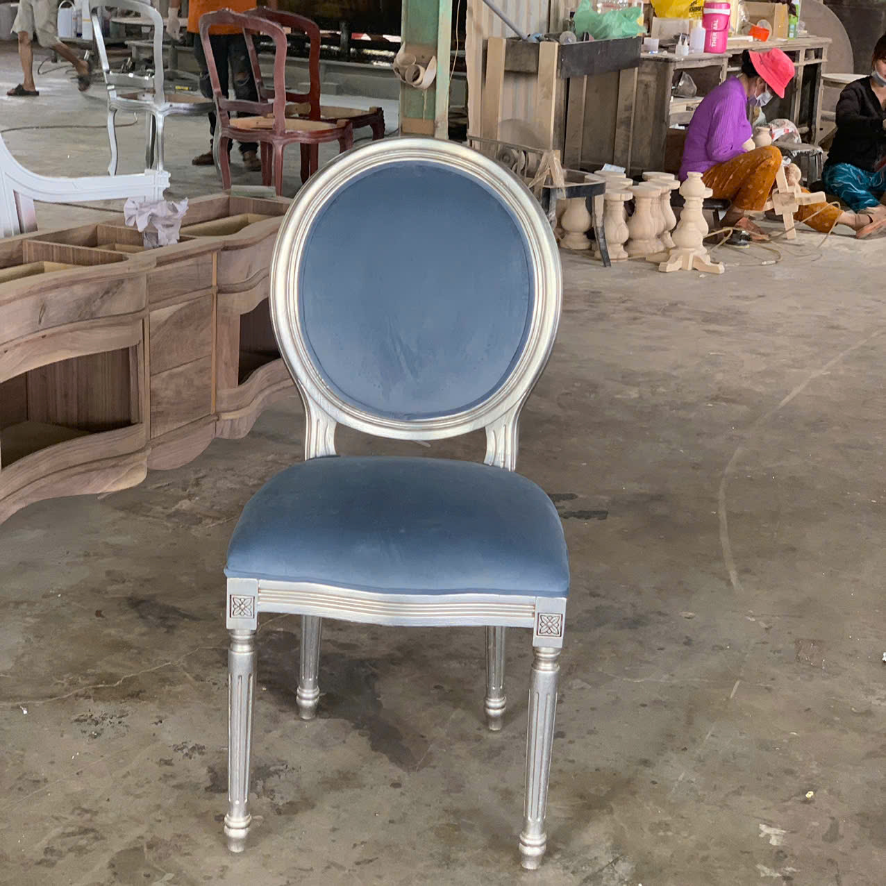 ghế ăn tân cổ điển Louis 16 dán lá bạc