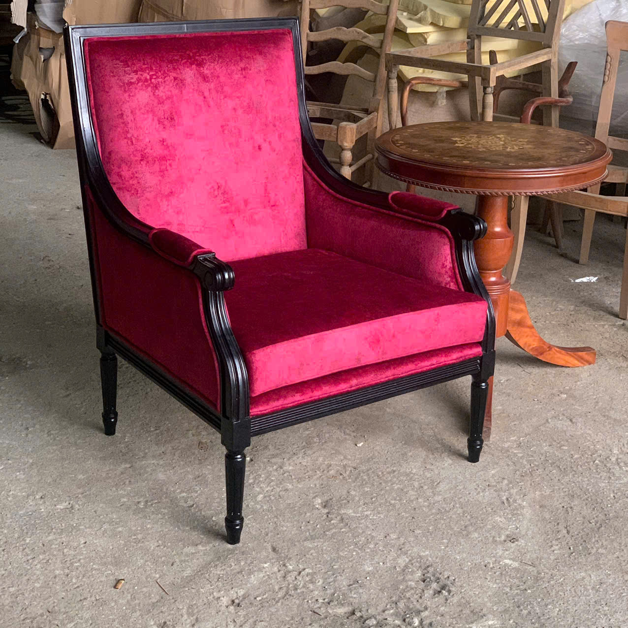 SOFA ĐƠN LOUIS 16 CỔ ĐIỂN BỌC VẢI NHUNG