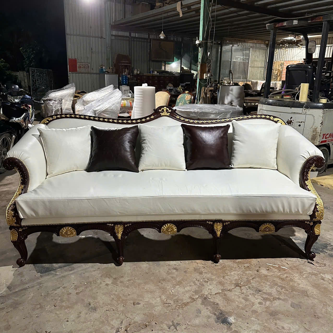 BỘ SOFA CỔ ĐIỂN ALTHORP LOUIS 15 BỌC DA
