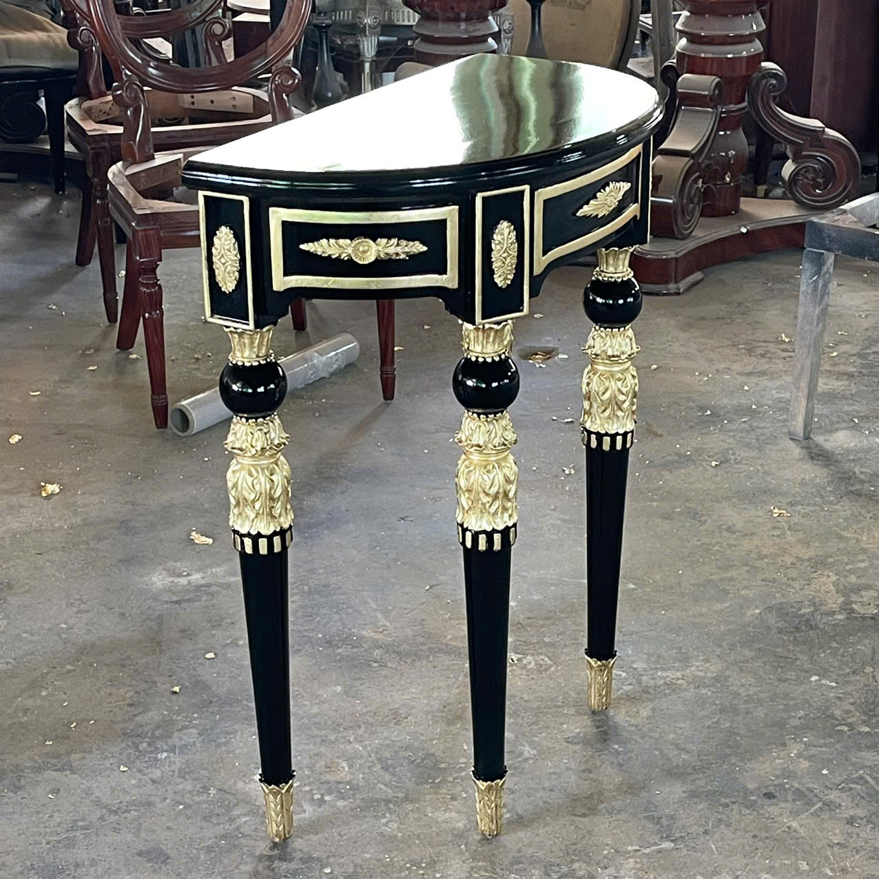 bàn console cao cấp phong cách cổ điển Ý