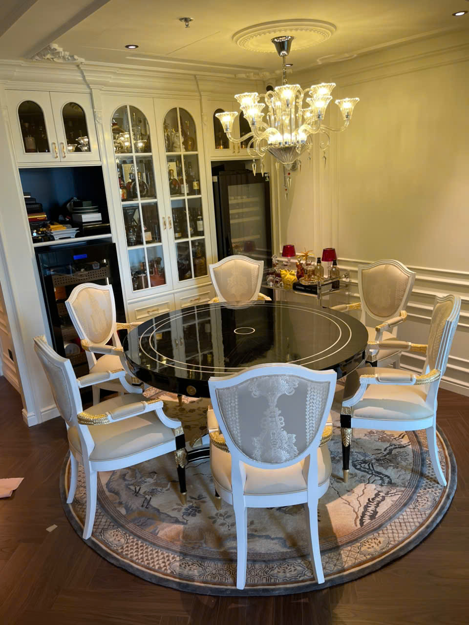 Bộ bàn ăn cổ điển Malmaison