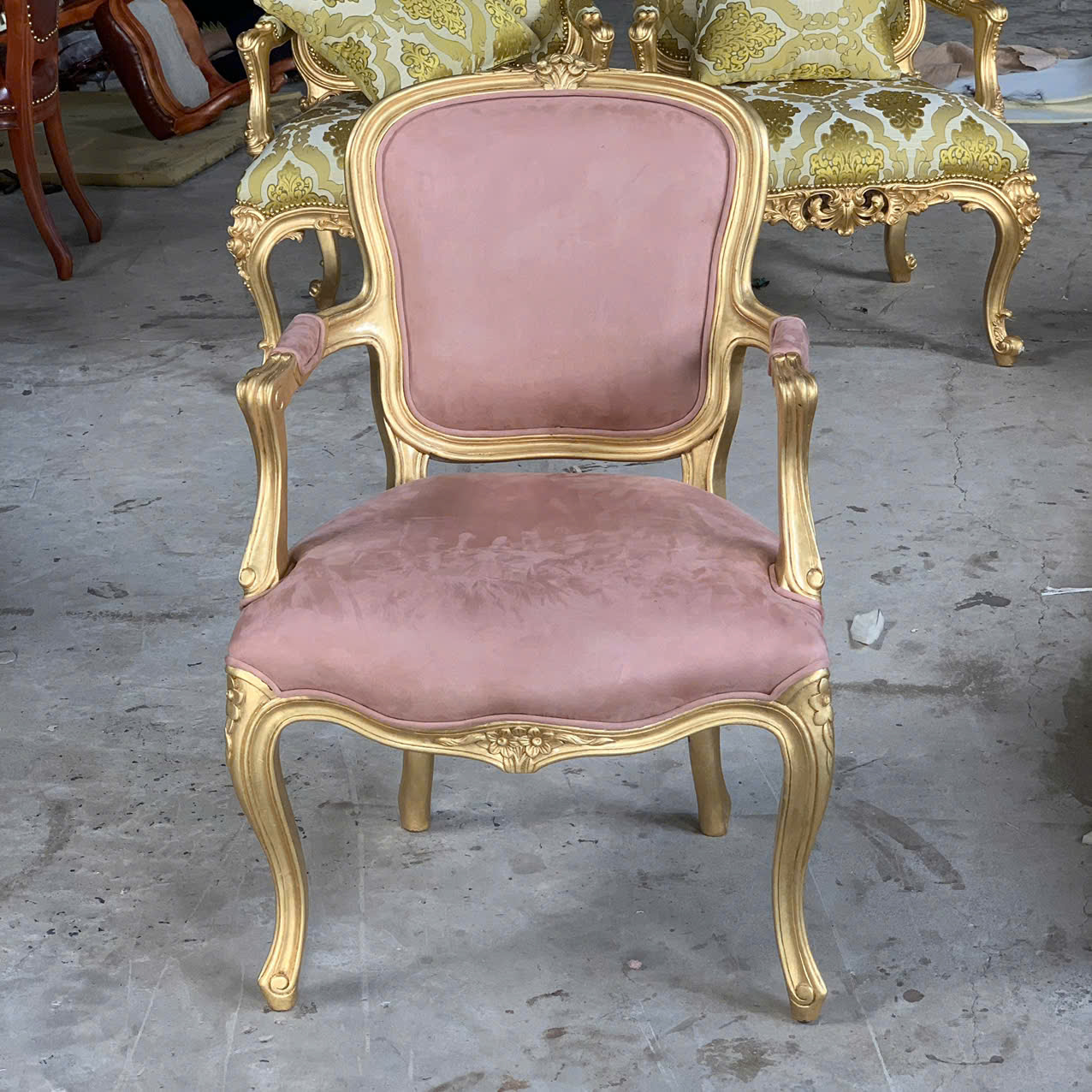 ghế ăn cổ điển louis 15 có tay vịn