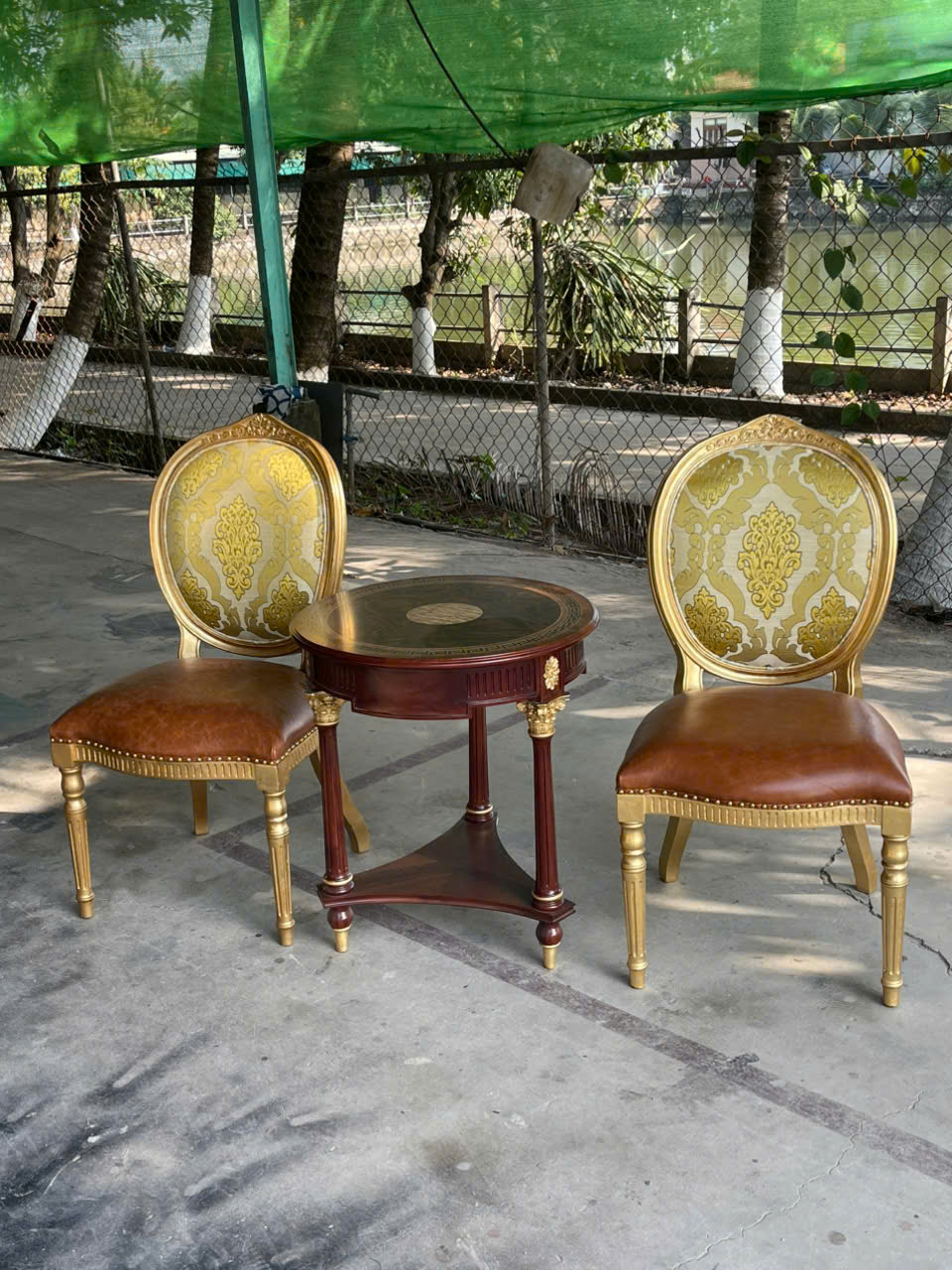 ghế-ăn-cổ-điển-louis 16