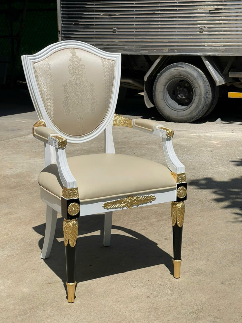 Ghế ăn cổ điển Malmaison