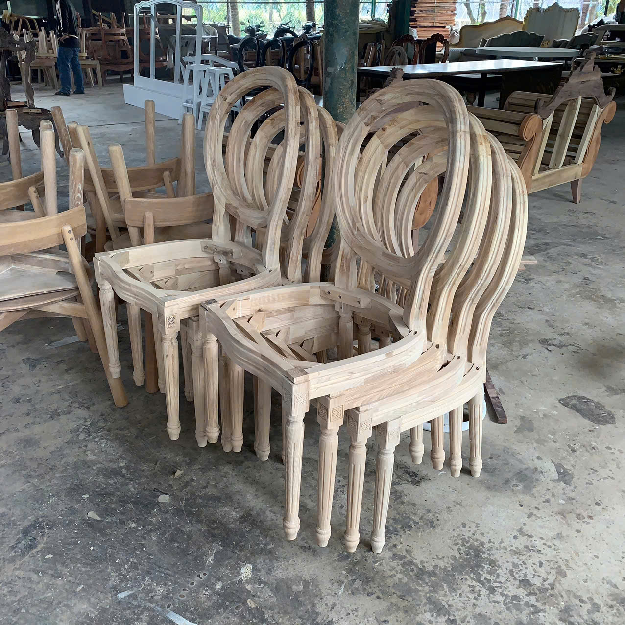 Khung ghế ăn tân cổ điển Louis không tay