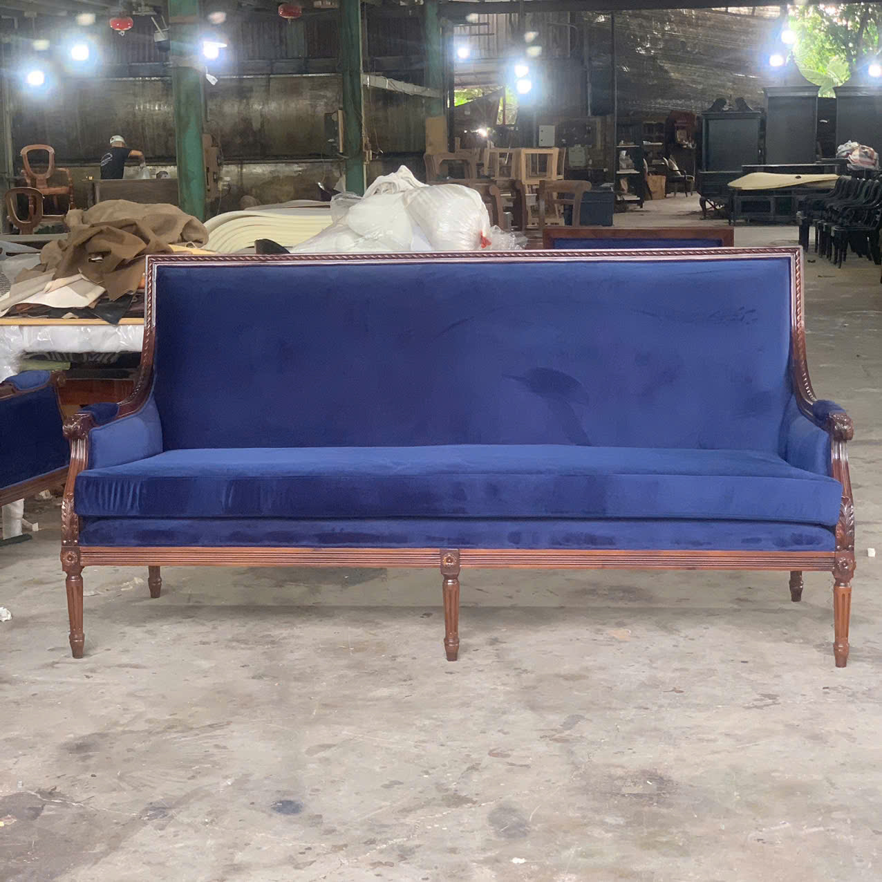ghế sofa dài tân cổ điển Louis 16 