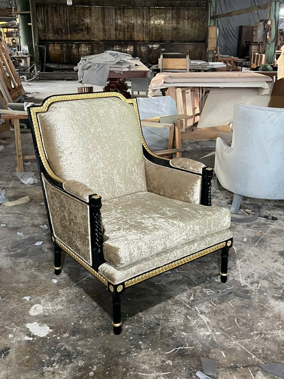 SOFA ĐƠN CAO CẤP KATI LOUIS 16 PHONG CÁCH HOÀNG GIA